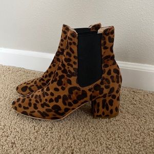 Leopard heeled boots